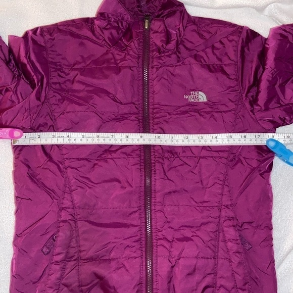 Women’s The North Face lightweight short dark Fuchsia Jacket size small - Picture 12 of 14